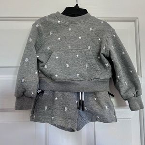 Burberry unisex toddler sweater and shorts